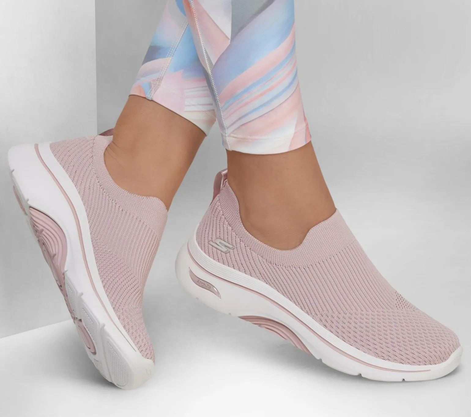 GO WALK Arch Fit 2.0 - Paityn