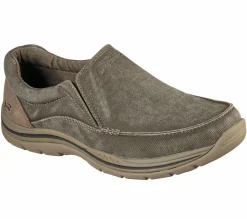 Relaxed Fit: Expected - Avillo