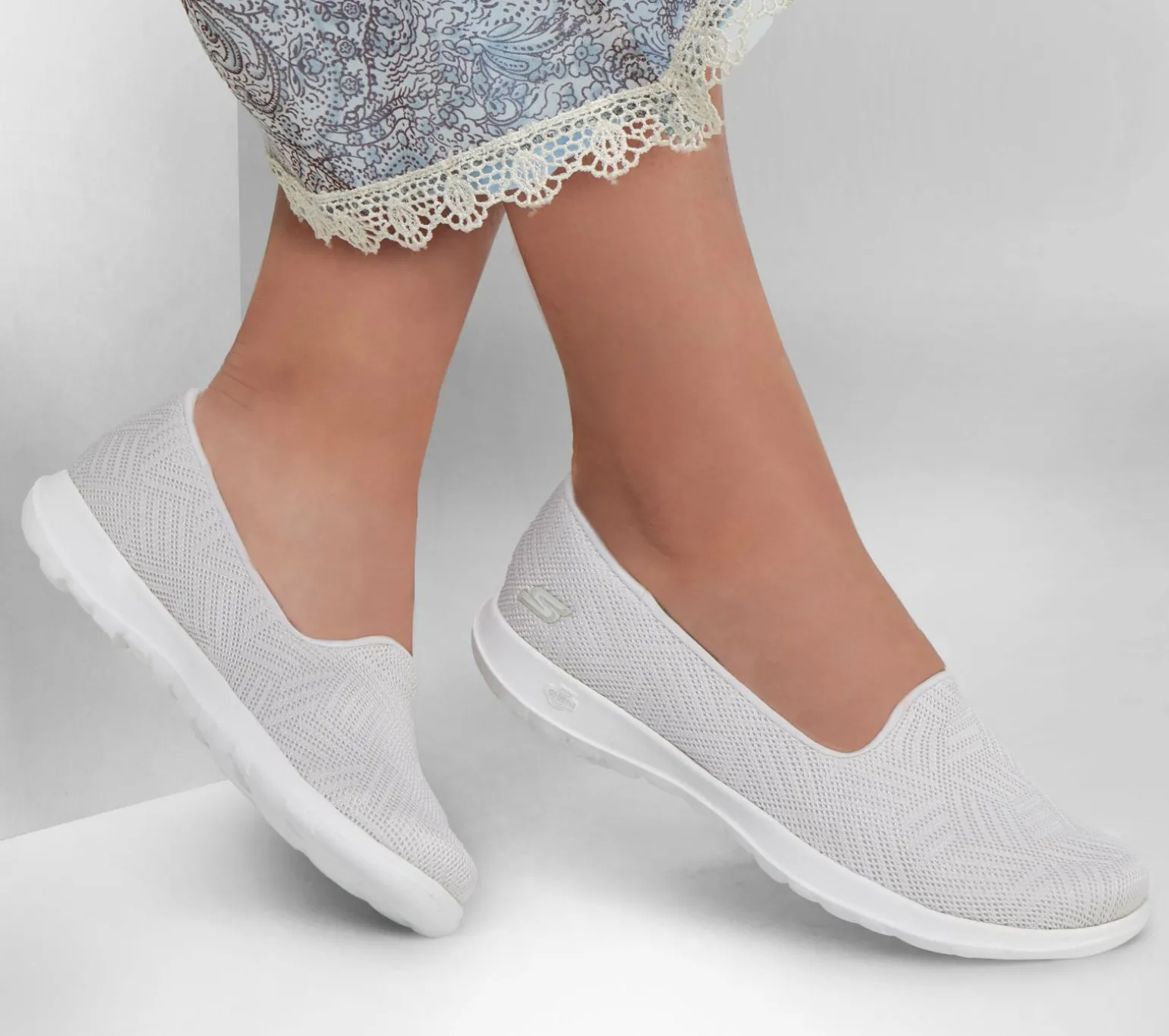 Skechers GO WALK Lite - Sweet Gal